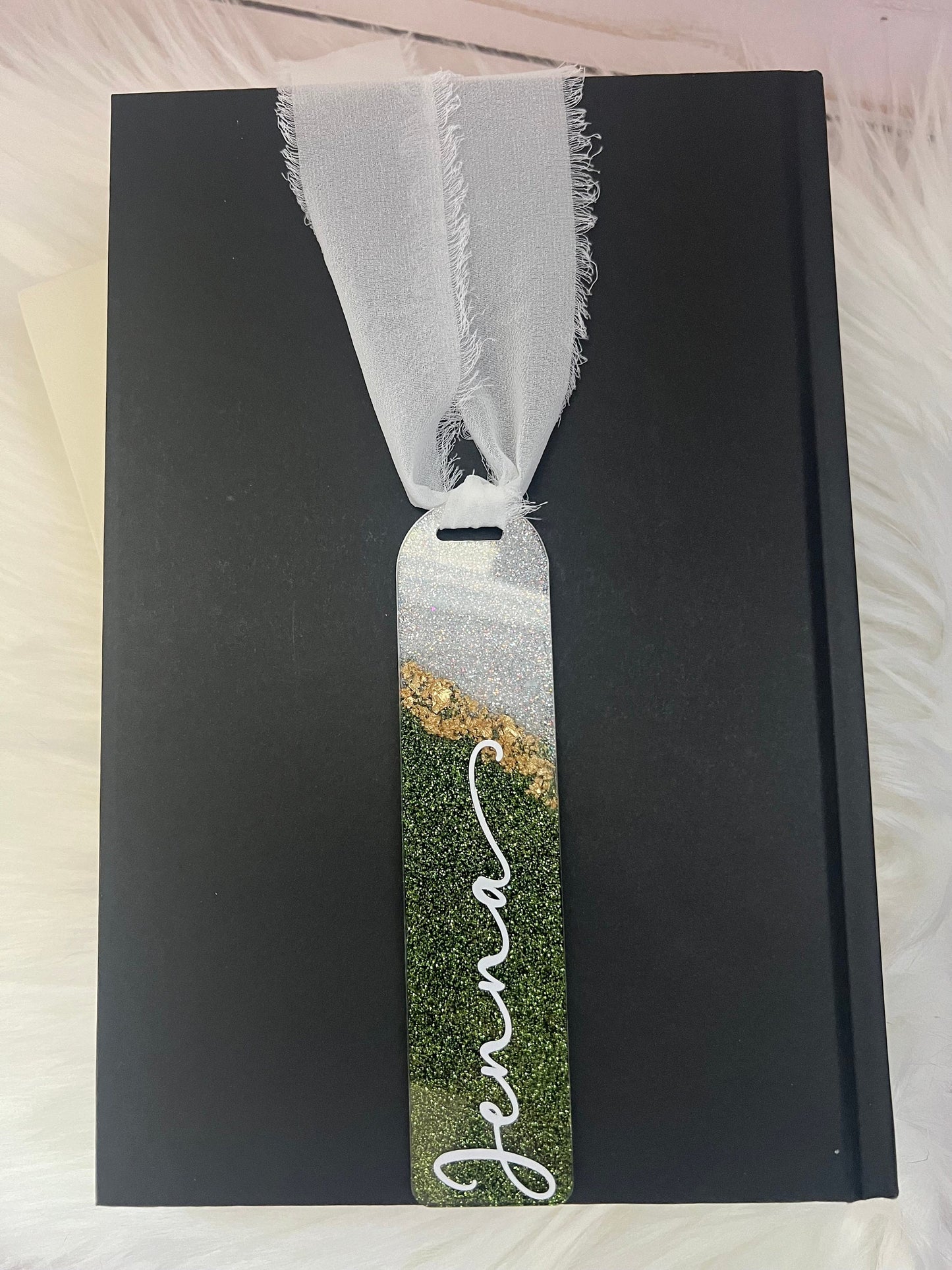 Custom Glitter and Foil Name Bookmark--Book Lover Gift-Personalized Bookmark-Glitter Acrylic Bookmark-Gift for Readers-Cute Bookmark Gift