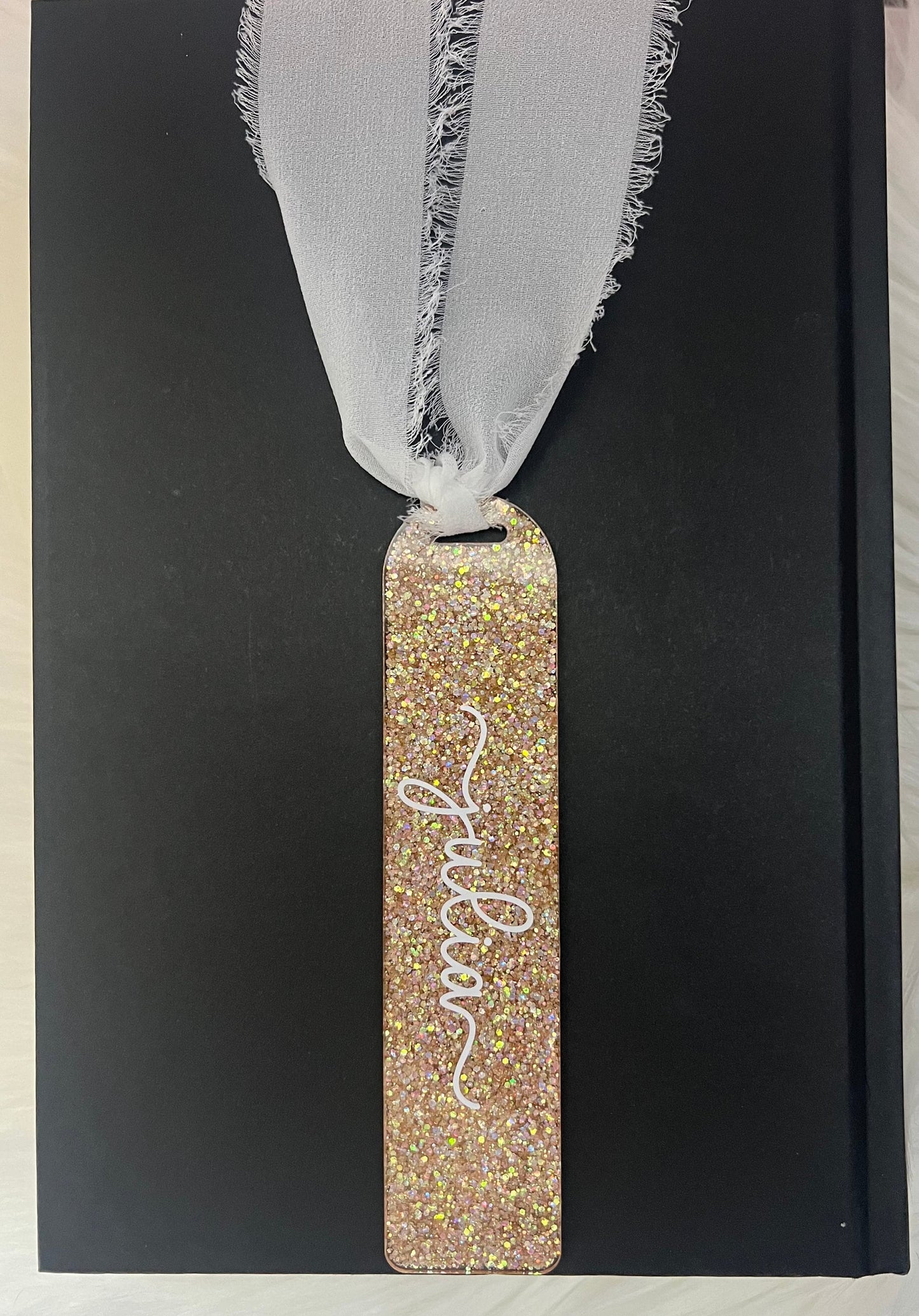 Custom Glitter Name Bookmark--Book Lover Gift-Personalized Bookmark-Glitter Acrylic Bookmark-Gift for Readers-Cute Bookmark Gift