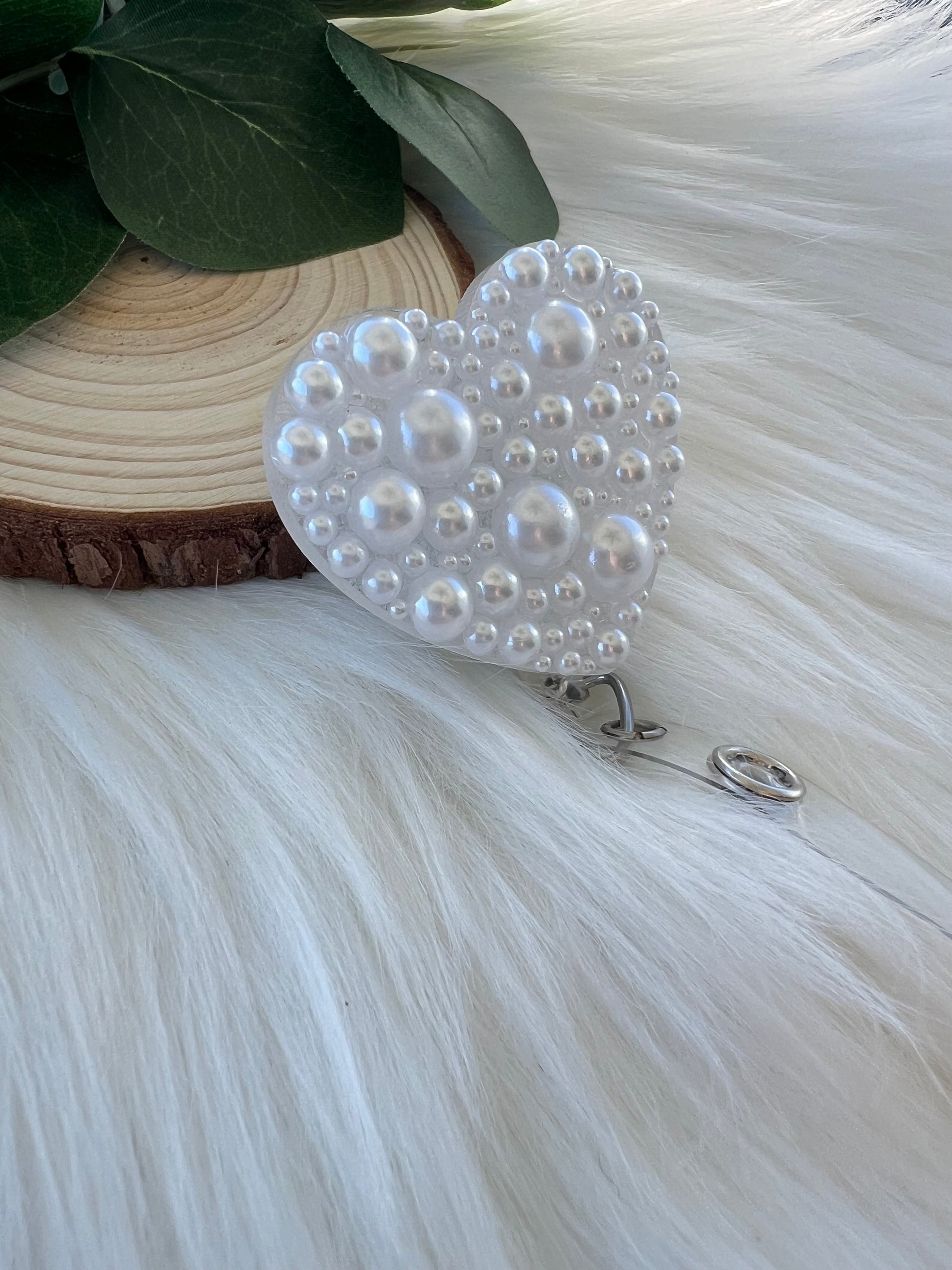 White Pearl Badge Reel--Heart Badge Reel-Pearl Badge Reel-Pearl Badge Holder-Badge Reel Cute-Glitter Badge Reel-Flashy Badge